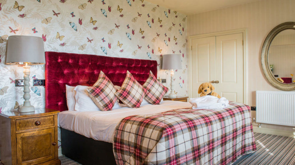 The Coed-Y-Mwstwr Hotel Bridgend  Extérieur photo